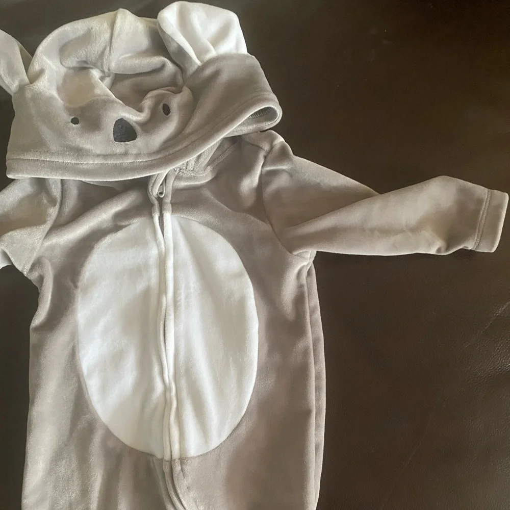 Like new Old Navy 0-3 month super soft koala Halloween costume